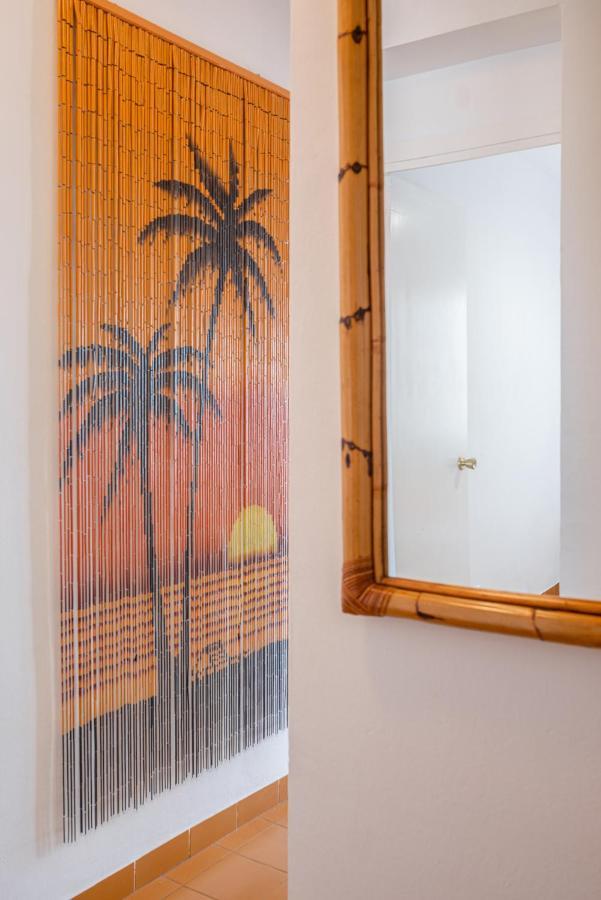 Beach House Cambrils Apartamento En Primera Linea De Playa Exterior photo